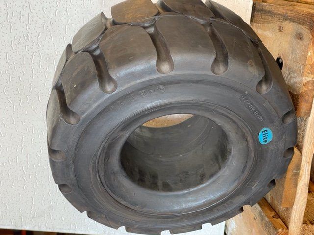 Rueda superelástica